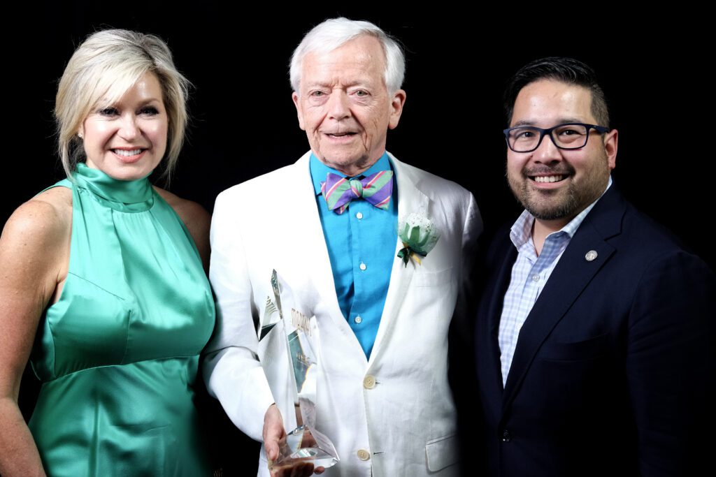 Mayor Bonnie Crombie with Lifetime Achievement Award winner Ron Cameron-Lewis and Ward 2 Councillor Alvin Tedjo.