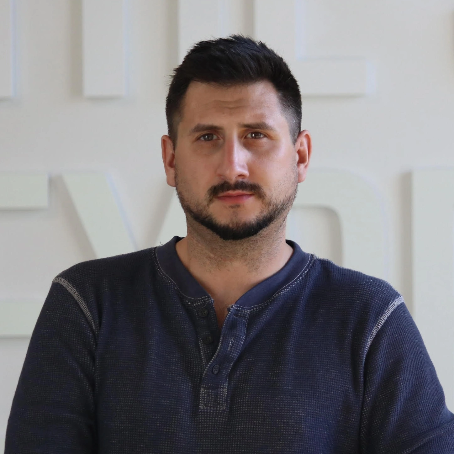 Headshot of Lee Foster